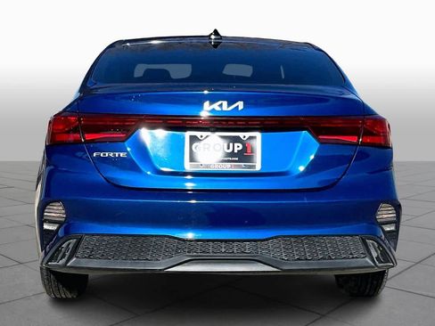 Used 2024 Kia Forte LXS w/ LXS Technology Package image 4
