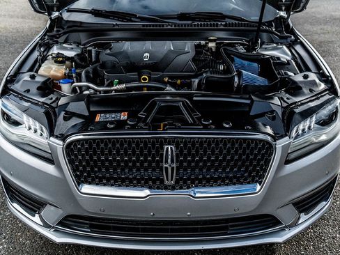 Used 2017 Lincoln MKZ Reserve w/ Technology Package image 41