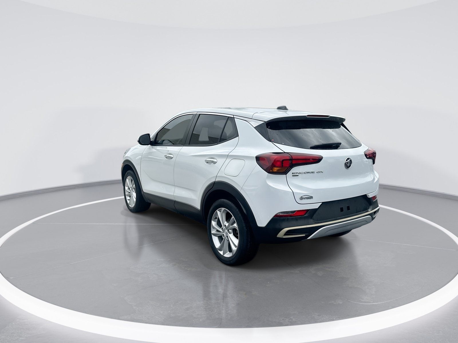 Used 2023 Buick Encore GX Preferred w/ Cold Weather Comfort Package AWD/4WD image 7