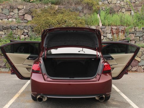 Used 2015 Honda Accord LX image 10