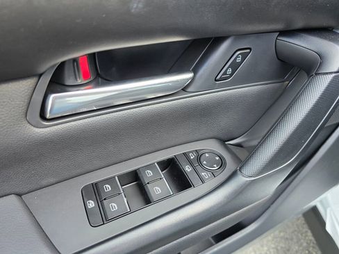 New 2025 MAZDA CX-50 2.5 Hybrid w/ Premium Plus Pkg image 32