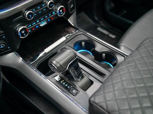 Used 2021 Ford F150 Lariat w/ Equipment Group 502A High image 31