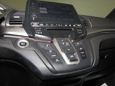 Certified 2023 Honda Odyssey Sport image 7