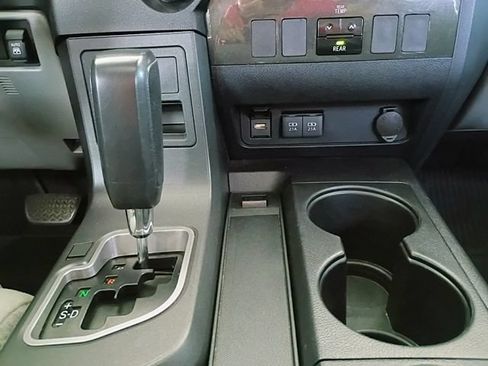 Used 2020 Toyota Sequoia SR5 RWD image 36