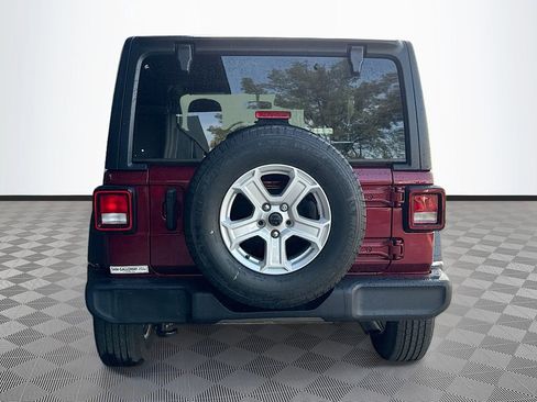 Used 2021 Jeep Wrangler Sport AWD/4WD image 7