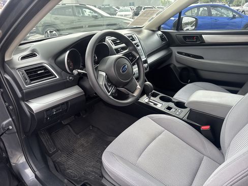 Used 2018 Subaru Outback 2.5i AWD/4WD image 11