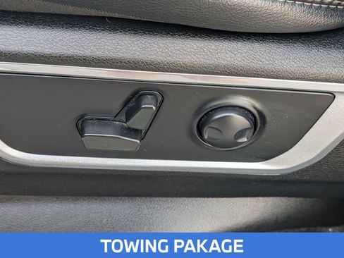 Used 2023 RAM 1500 Laramie AWD/4WD image 15