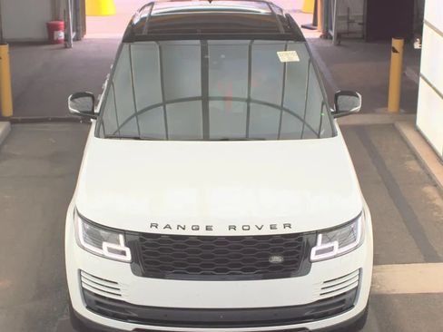 Used 2019 Land Rover Range Rover Supercharged AWD/4WD image 2