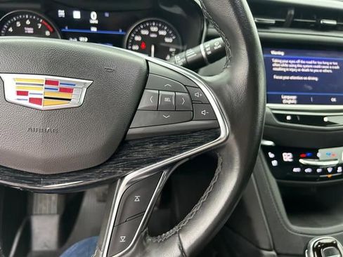 Used 2021 Cadillac XT5 Premium Luxury AWD/4WD image 18