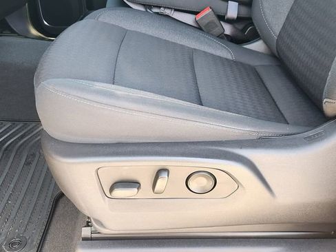 Used 2023 Chevrolet Silverado 1500 LT image 23