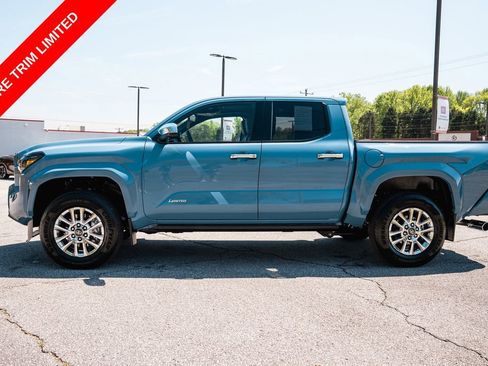 Certified 2026 Toyota Tacoma Limited AWD/4WD image 4