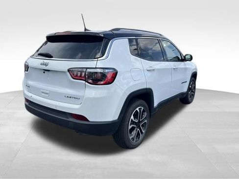 Used 2022 Jeep Compass Limited w/ Sun and Sound Group AWD/4WD image 7