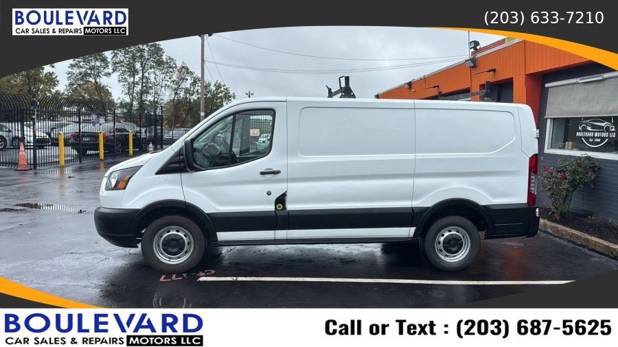 Used 2015 Ford Transit 150 130 Low Roof RWD image 4