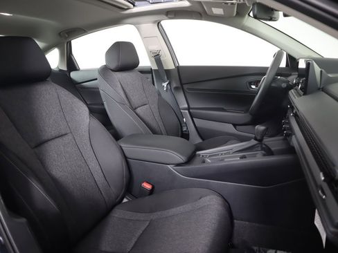 Certified 2025 Honda Accord SE image 19