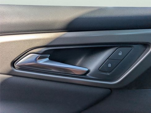 New 2026 Chevrolet Traverse LT w/ Enhanced Driving Package FWD image 15