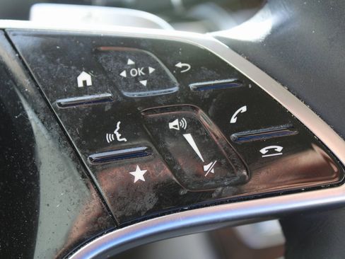 Certified 2022 Mercedes-Benz E 350 Sedan image 33