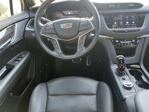 Used 2021 Cadillac XT5 Sportv w/ LPO, Floor Liner Package AWD/4WD image 13