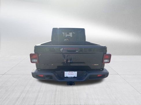 New 2025 Jeep Gladiator Sport w/ Premium Package image 7