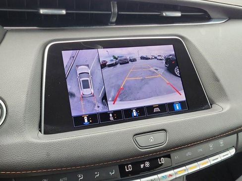 Certified 2022 Cadillac XT4 Sport w/ Enhanced Visibility Package image 20