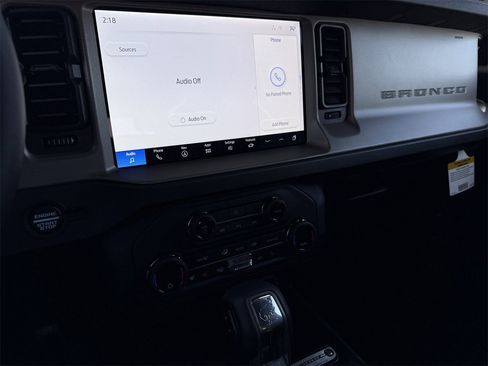 New 2025 Ford Bronco Outer Banks image 38