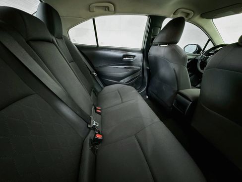 Used 2020 Toyota Corolla LE FWD image 24