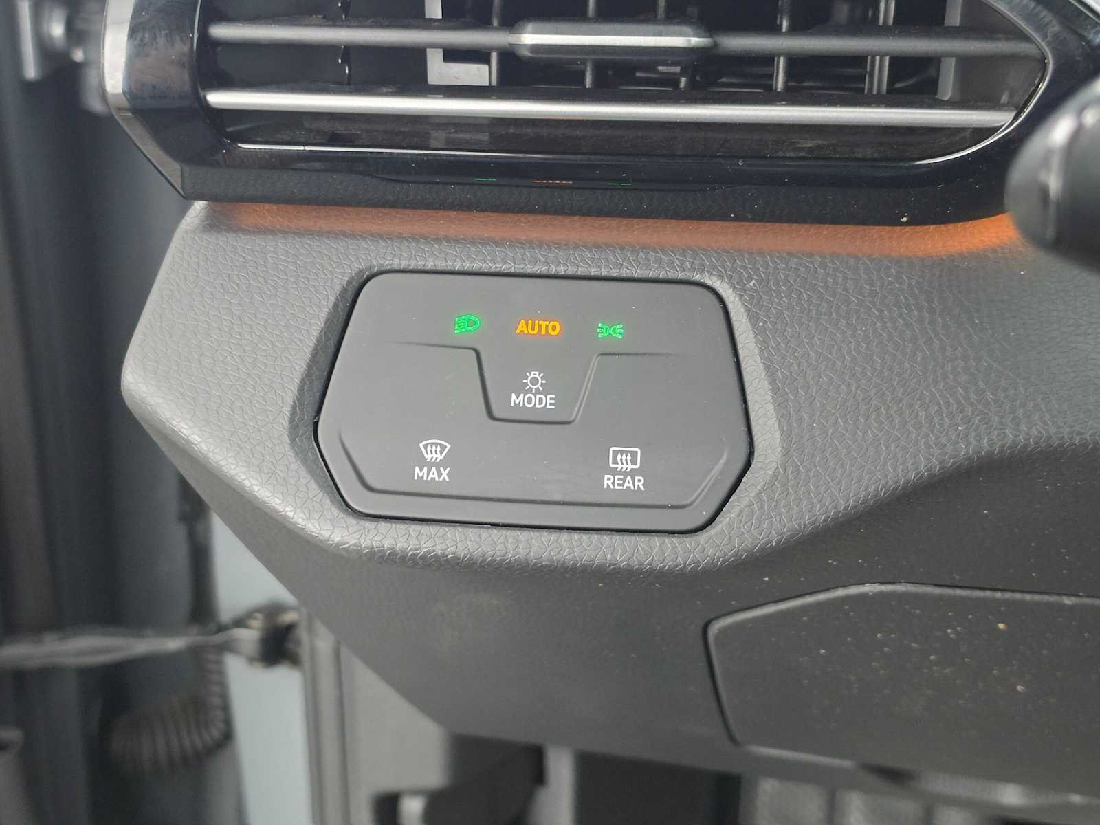 Used 2023 Volkswagen ID.4 2WD image 27