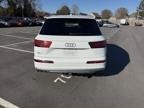 Used 2019 Audi Q7 3.0T Prestige w/ Prestige Package image 5
