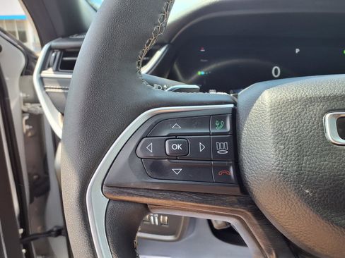 Used 2024 Jeep Grand Cherokee Limited 4xe AWD/4WD image 11