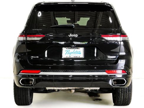 Used 2023 Jeep Grand Cherokee Summit w/ Adv Protech Group IV AWD/4WD image 8