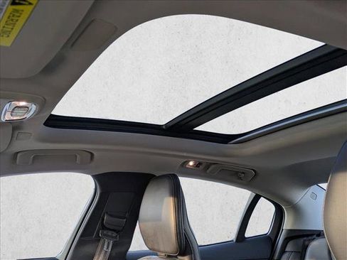 Used 2020 Volvo S60 T6 Momentum w/ Protection Package Premier image 16