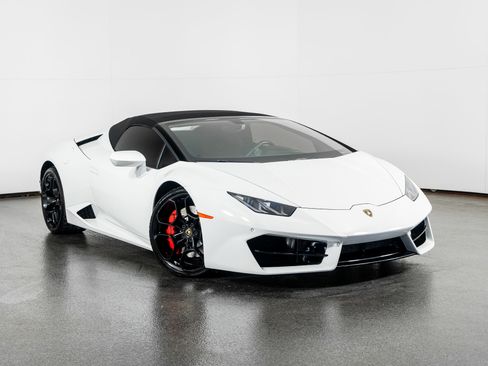 Used 2018 Lamborghini Huracan LP 580-2 image 4