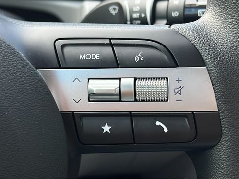 Certified 2026 Hyundai Tucson SE FWD image 20