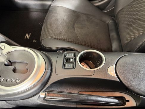 Used 2019 Nissan 370Z Touring Sport RWD image 19