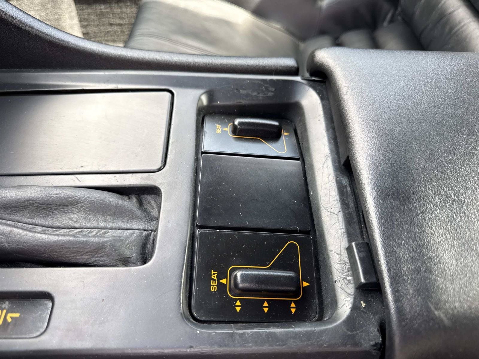 Used 1993 Chevrolet Corvette Coupe RWD image 21