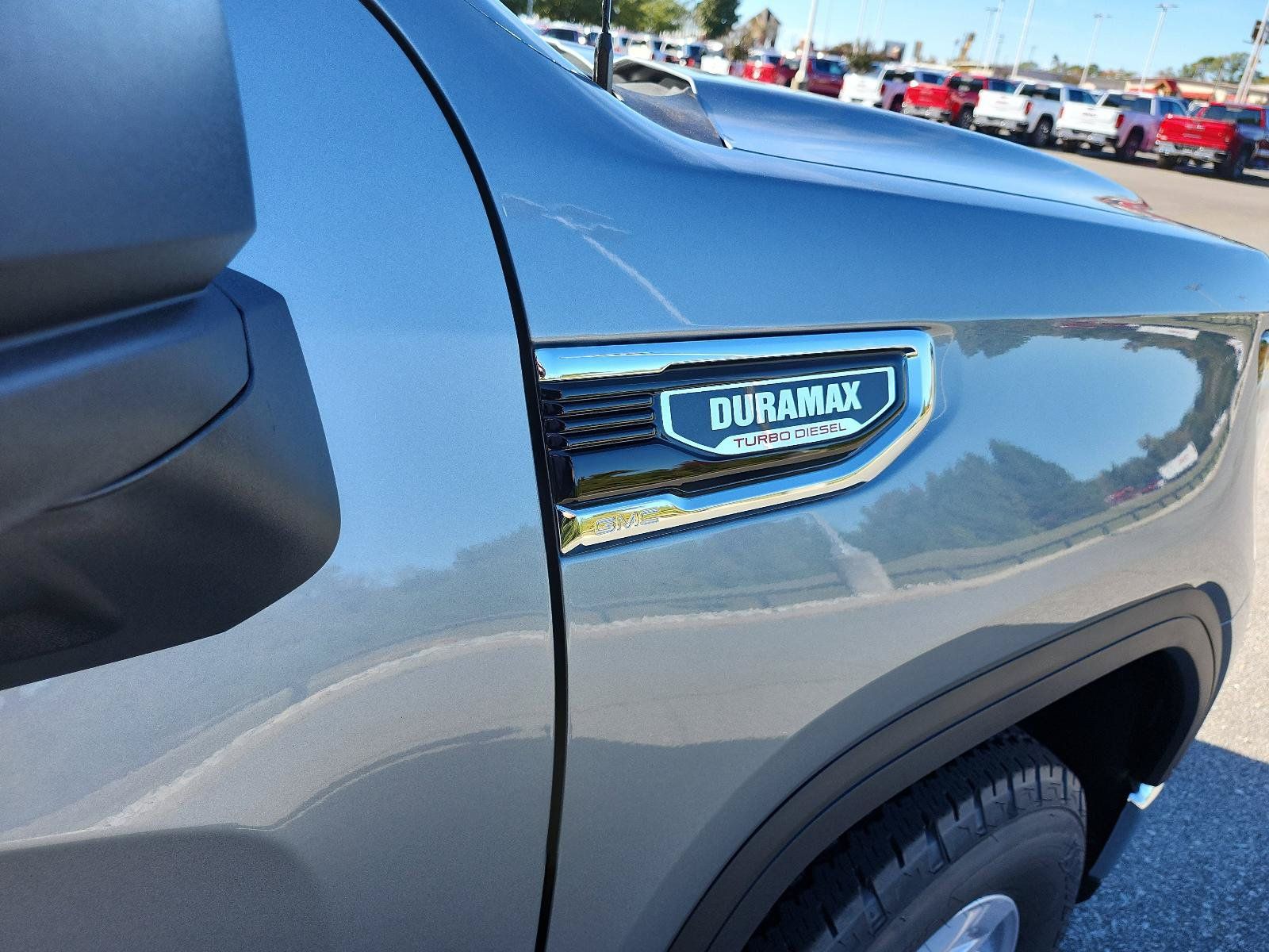 New 2026 GMC Sierra 1500 SLE AWD/4WD image 7