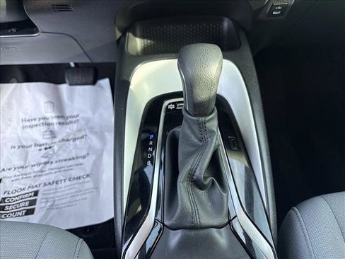 Used 2024 Toyota Corolla SE FWD image 14