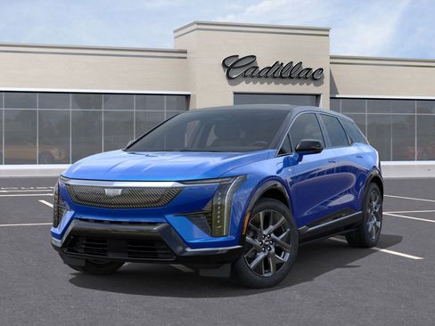 New 2026 Cadillac Optiq Luxury 1 image 6