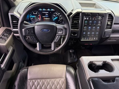 Used 2017 Ford F250 XLT image 8