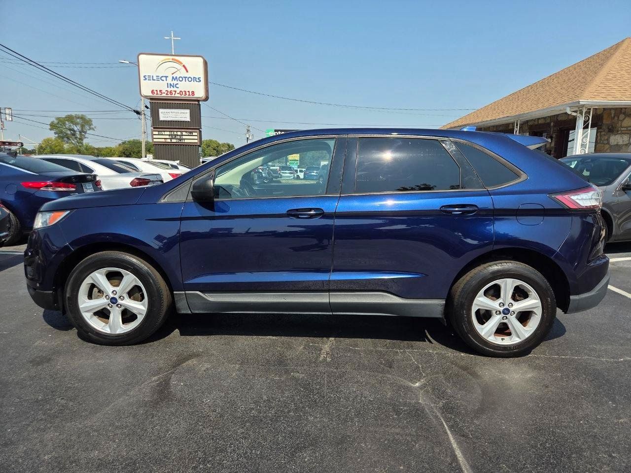 Used 2016 Ford Edge SE FWD image 3