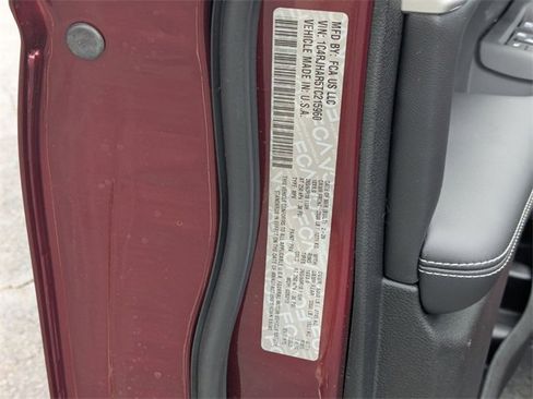 New 2026 Jeep Grand Cherokee Laredo image 37