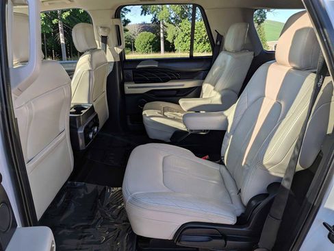 Certified 2020 Ford Expedition Max Platinum AWD/4WD image 16
