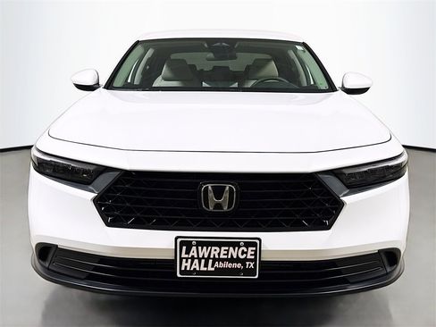 Used 2025 Honda Accord LX image 2