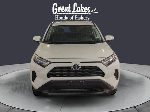 Used 2025 Toyota RAV4 XLE AWD/4WD image 8