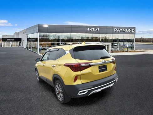 Used 2021 Kia Seltos SX w/ SX Sunroof Package AWD/4WD image 5
