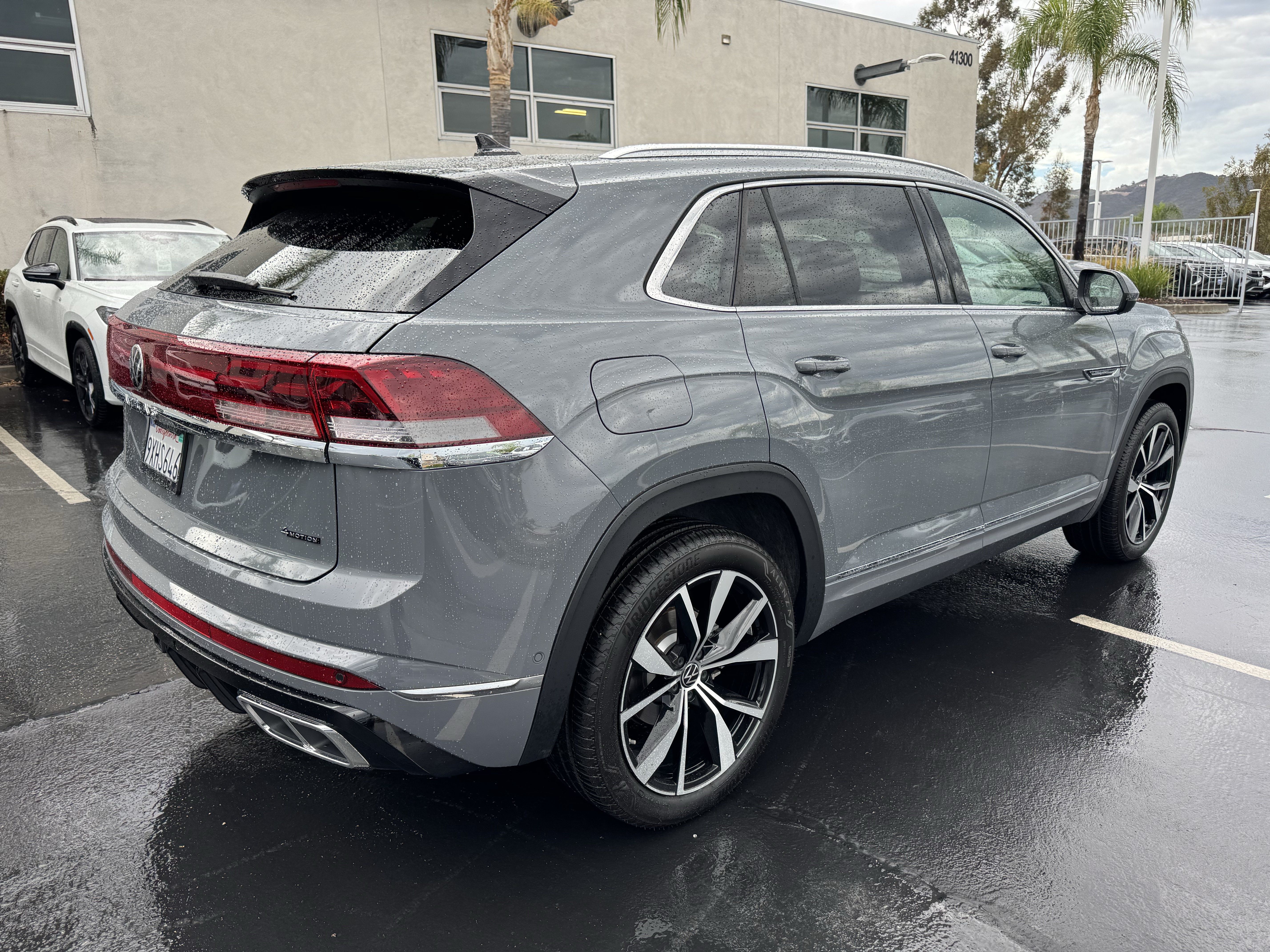 Used 2026 Volkswagen Atlas Cross Sport SEL Premium R-Line AWD/4WD image 9