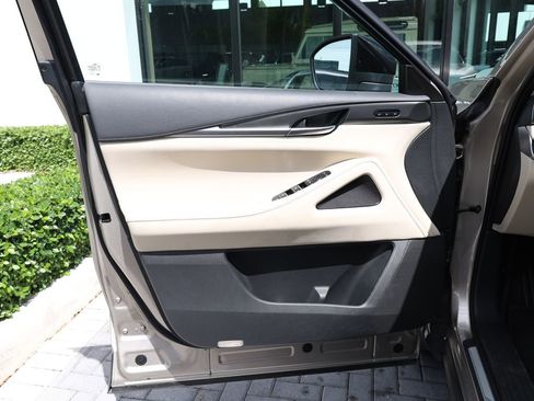 Certified 2023 INFINITI QX60 Luxe AWD/4WD image 11