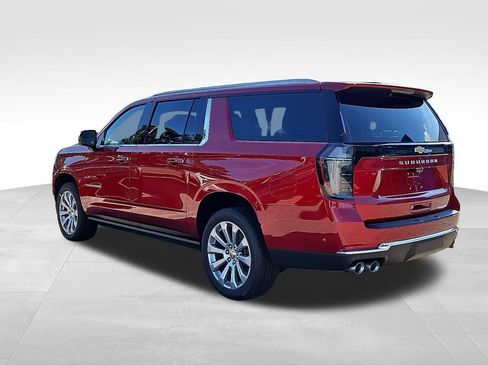 New 2025 Chevrolet Suburban Premier image 3
