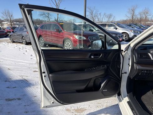 Used 2015 Subaru Legacy 2.5i Limited image 10