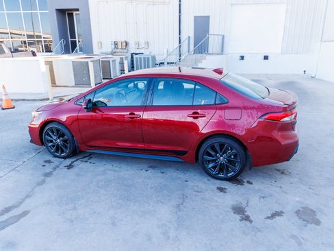 Used 2024 Toyota Corolla SE image 10