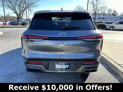 New 2025 INFINITI QX60 Pure image 17